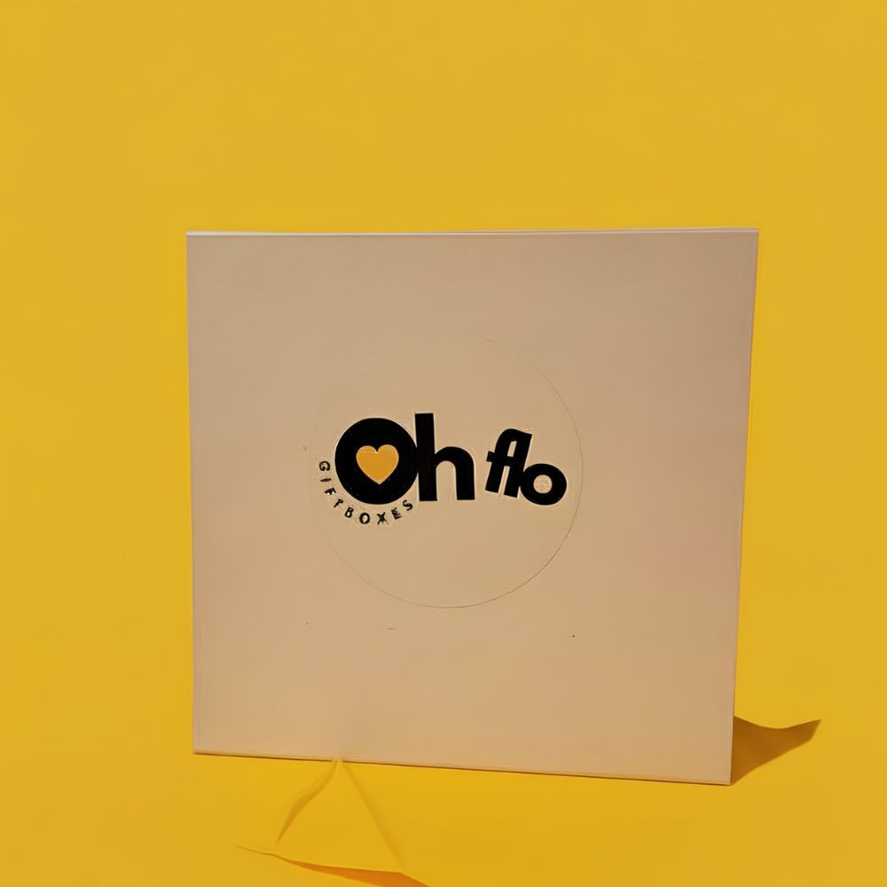 Ohflo First Period Care Kit - Confidence & Care Gift Box