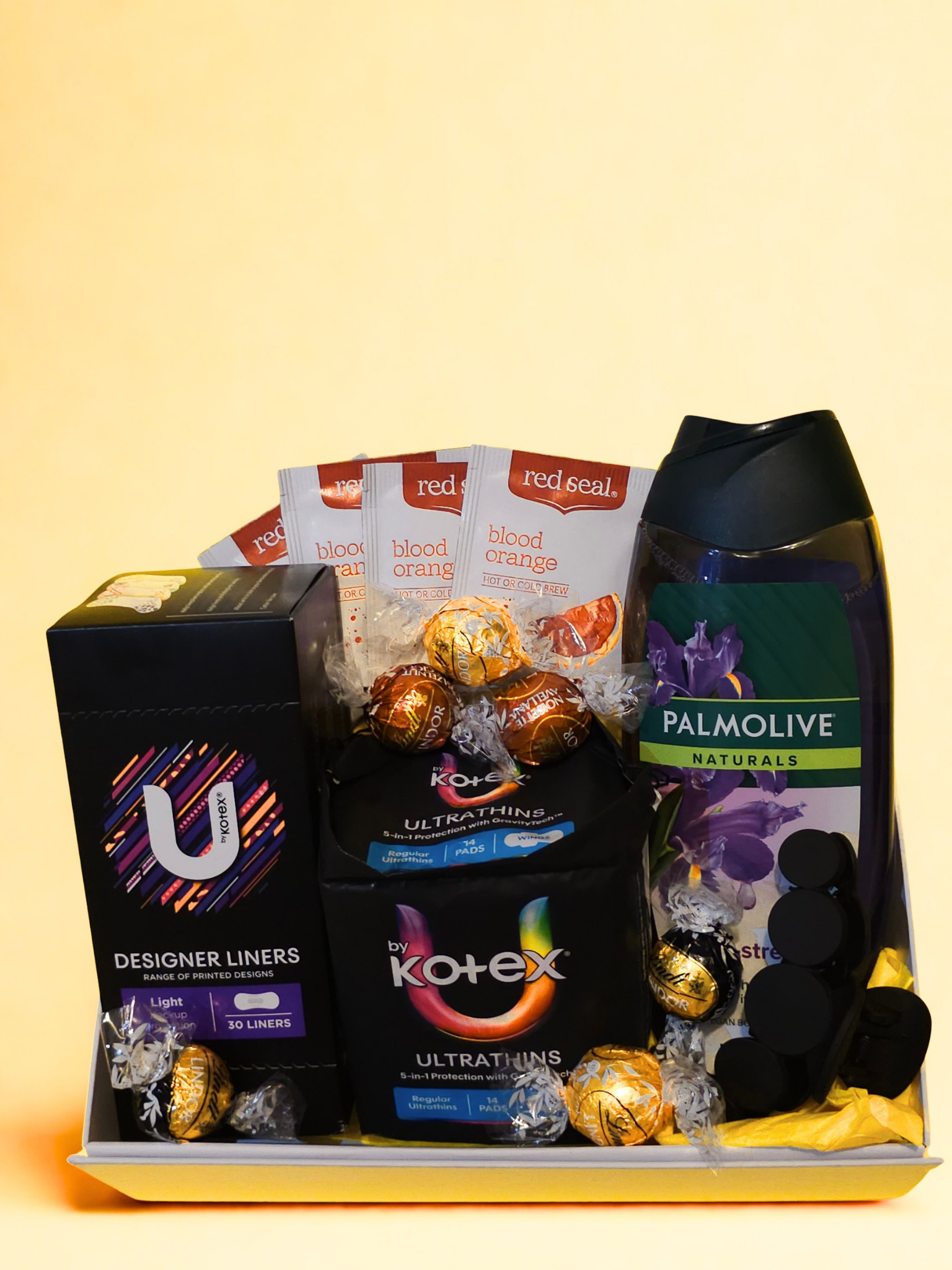 Ohflo Essentials Selfcare Kit